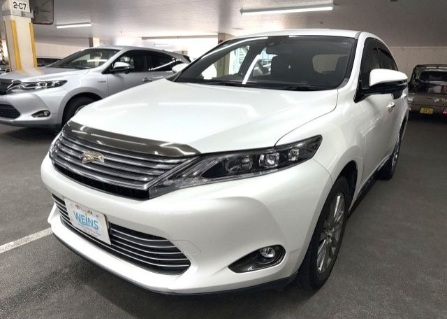 TOYOTA HARRIER